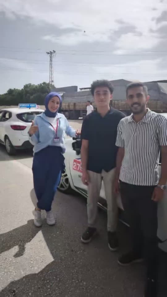 Kursiyerlerimiz ve sınav aracımız